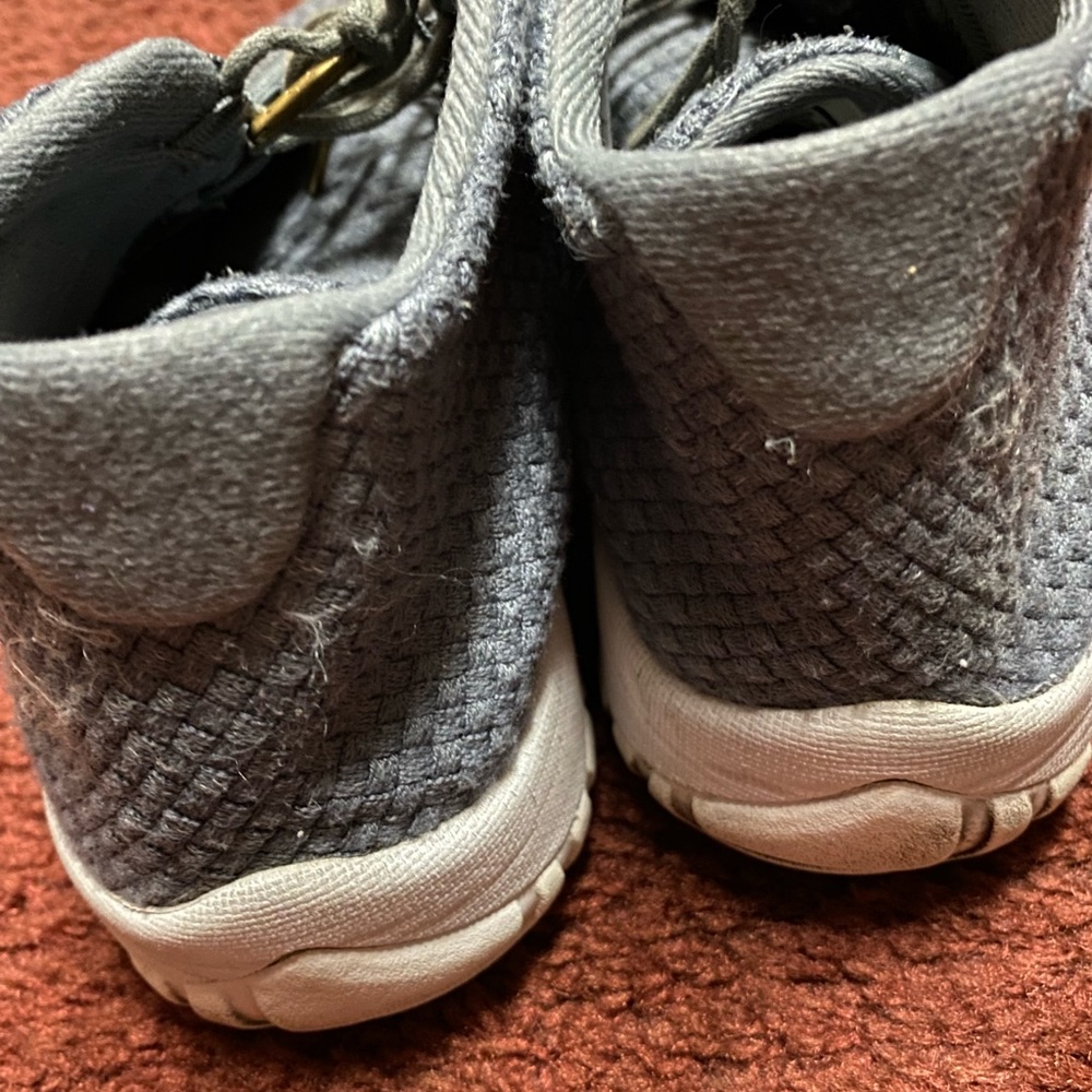 Jordan future - Picture 4 of 5